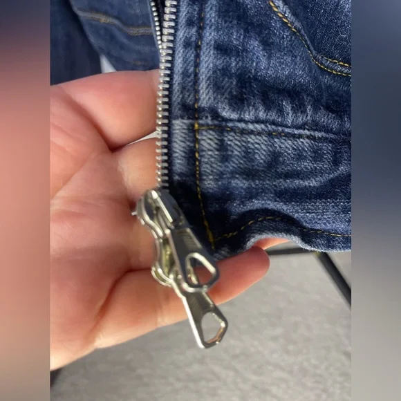 Dkny jeans jacket ❤️ - Picture 11 of 11